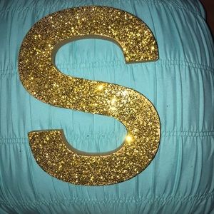 Painted letter “S”